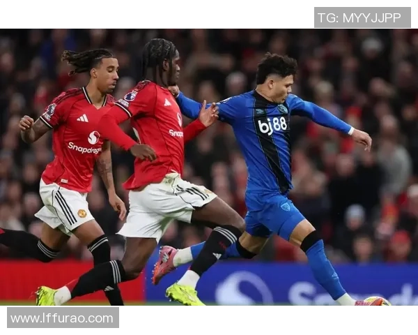 西甲精彩对决那不勒斯与曼联战成平局赛后点评引发热议