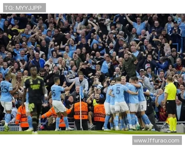 足总杯决战曼城险胜国米点球大战引发争议与激情碰撞